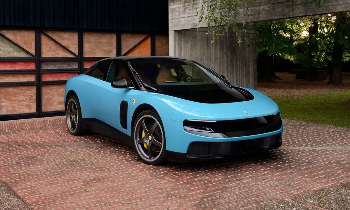 Ferrari Luce